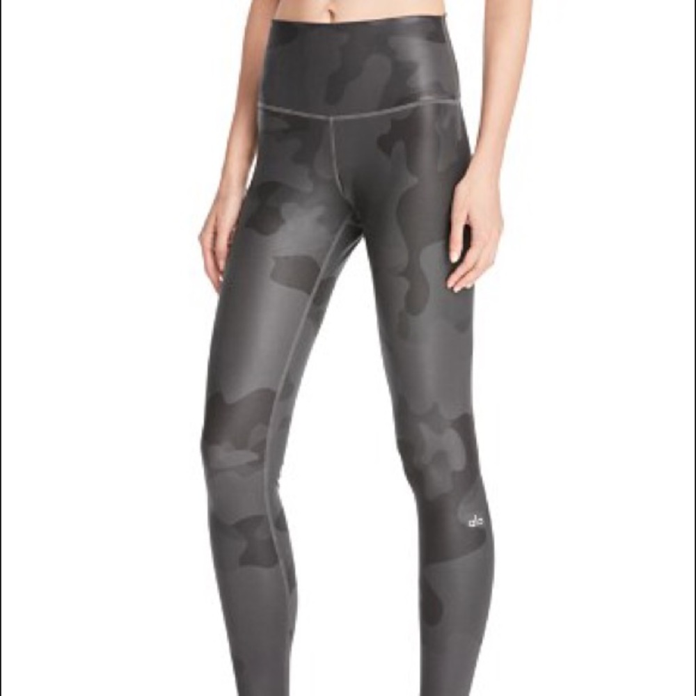 Alo Yoga Airbrush Legging